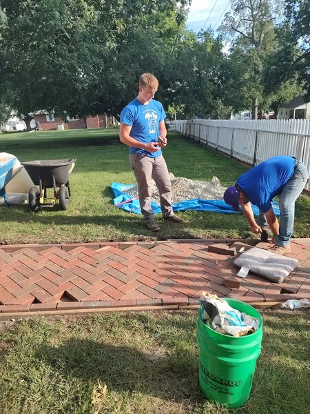 bryson-josh-horning-colony-house.jpg